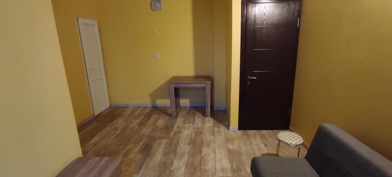 Femily Hotel In Batumi Mareti Str 2 Extérieur photo